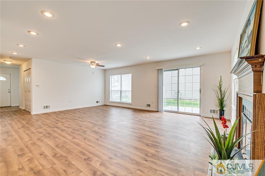 50 Rice Run East Brunswick, NJ 08816 - Photo 9 of 21 Gallery Image 9