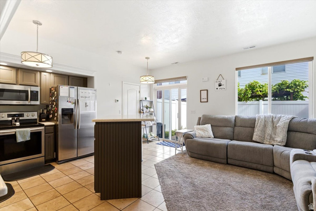 80 Peregrine Lane, Unit 14 Bountiful, UT 84010 - Photo 7 of 20