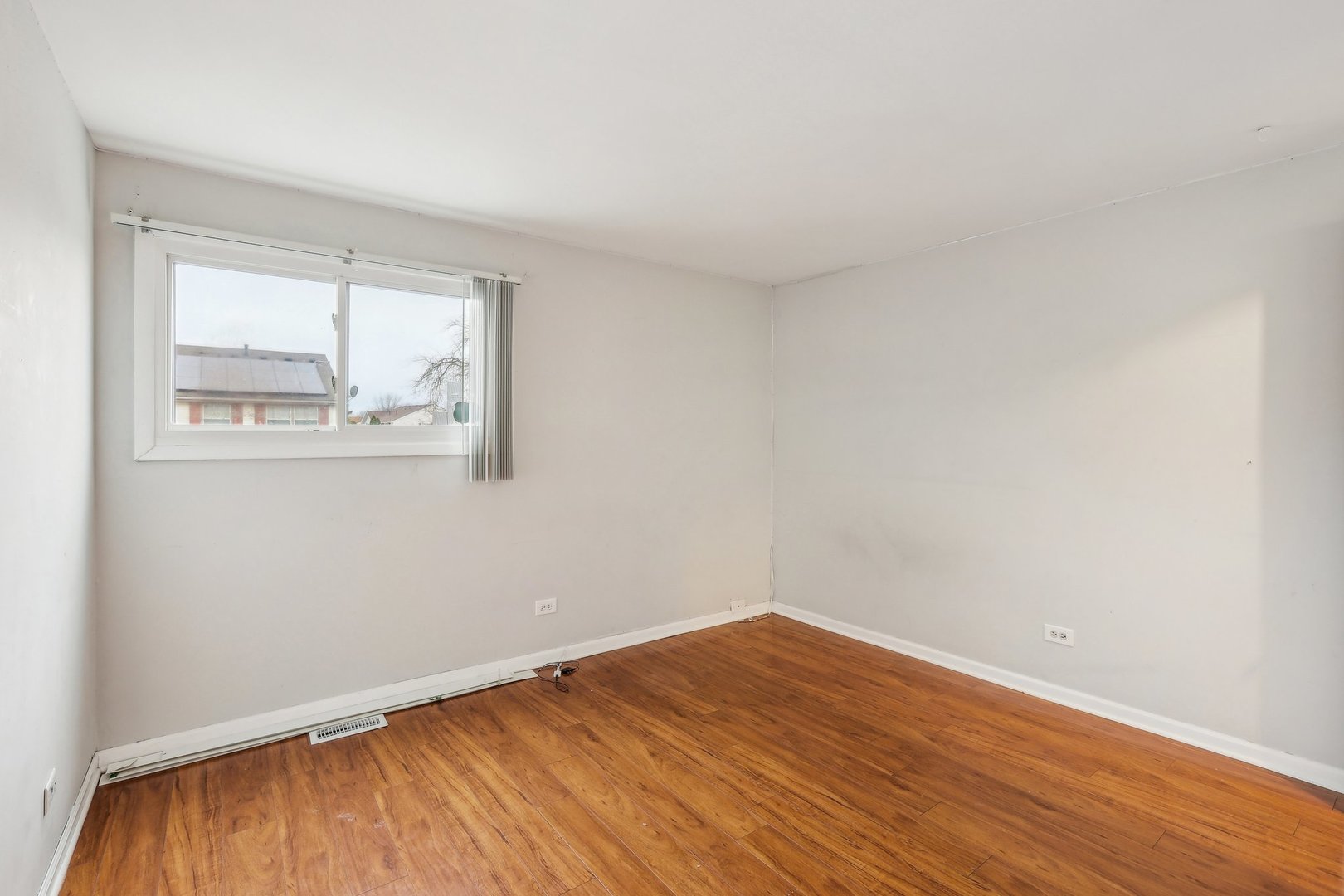 1945 Hancock Drive Hoffman Estates, IL 60169 - Photo 15 of 21