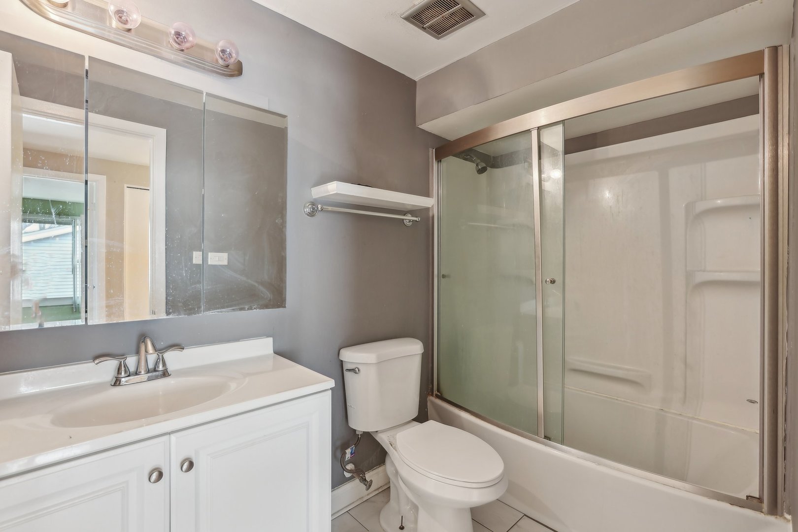 1945 Hancock Drive Hoffman Estates, IL 60169 - Photo 17 of 21