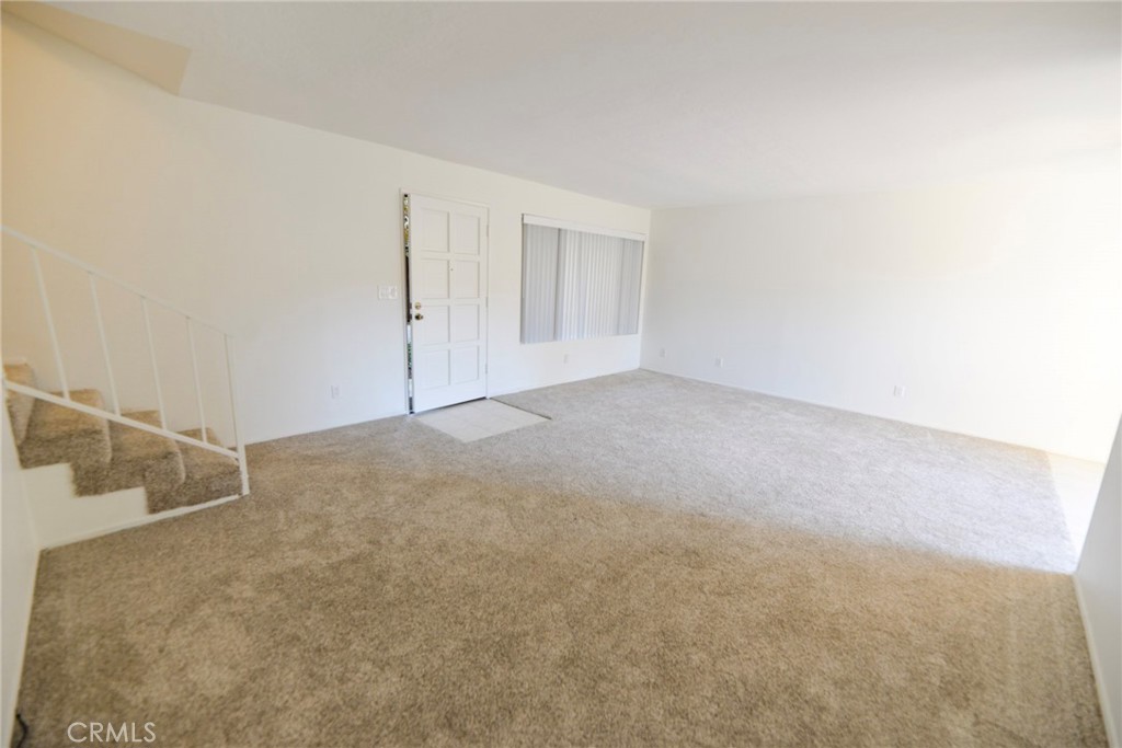 103 El Oriente, Unit 3 San Clemente, CA 92672 - Photo 4 of 19