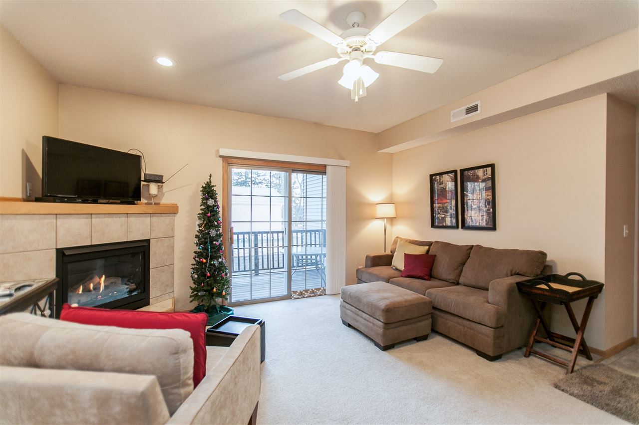 3028 Center Point Road Northeast, Unit 202 Cedar Rapids, IA 52402 - Photo 3 of 32 Gallery Image 3