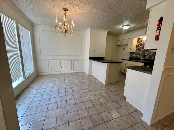 $1,000 | 11506 Meadow Pines Court, Unit B, Houston, TX 77477