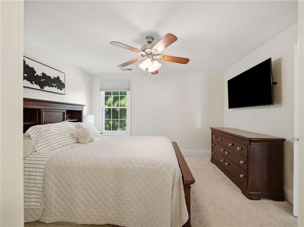1805 Hassam Road Coraopolis, PA 15108 - Photo 40 of 49 Gallery Image 40