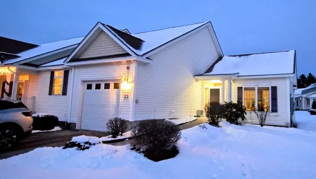 $480,000 | 33 Old Stage Road, Unit 34, Litchfield, NH 03052