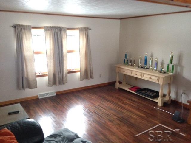 2695 East Burt Road Burt, MI 48417 - Photo 4 of 9 31311878-3.JPG