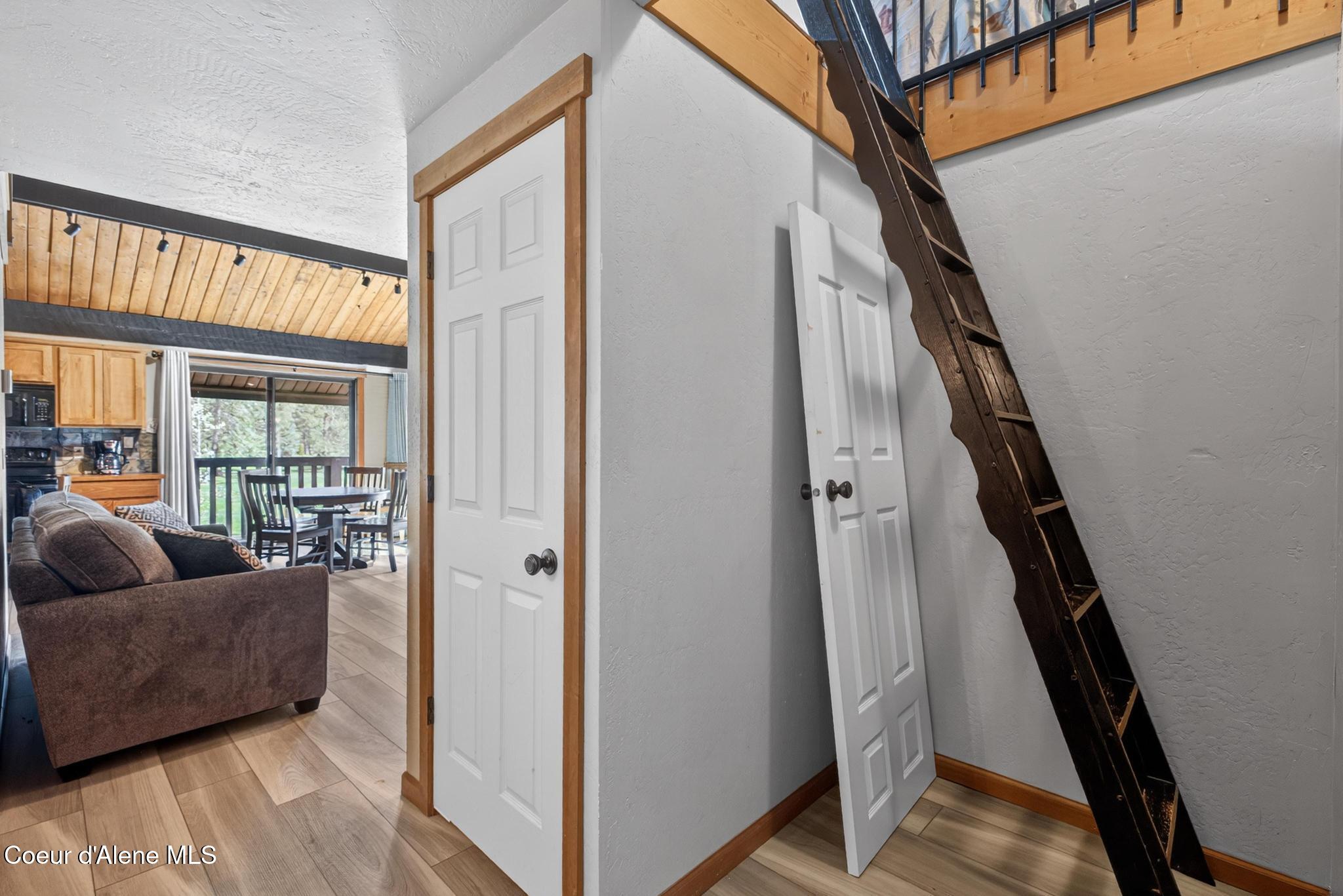 5305 West Fairway Lane, Unit 18 Rathdrum, ID 83858 - Photo 13 of 63 Hallway Closet/Loft Access