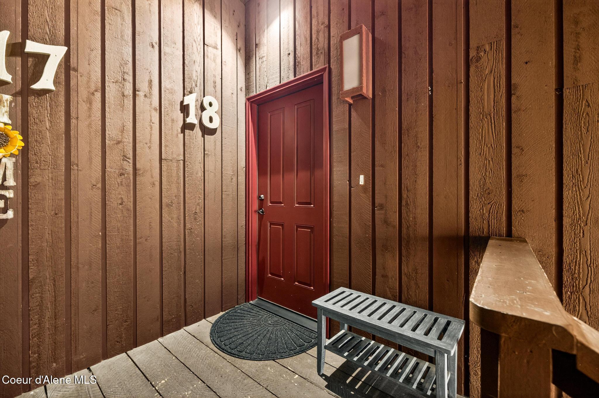 5305 West Fairway Lane, Unit 18 Rathdrum, ID 83858 - Photo 5 of 63 New Front Door