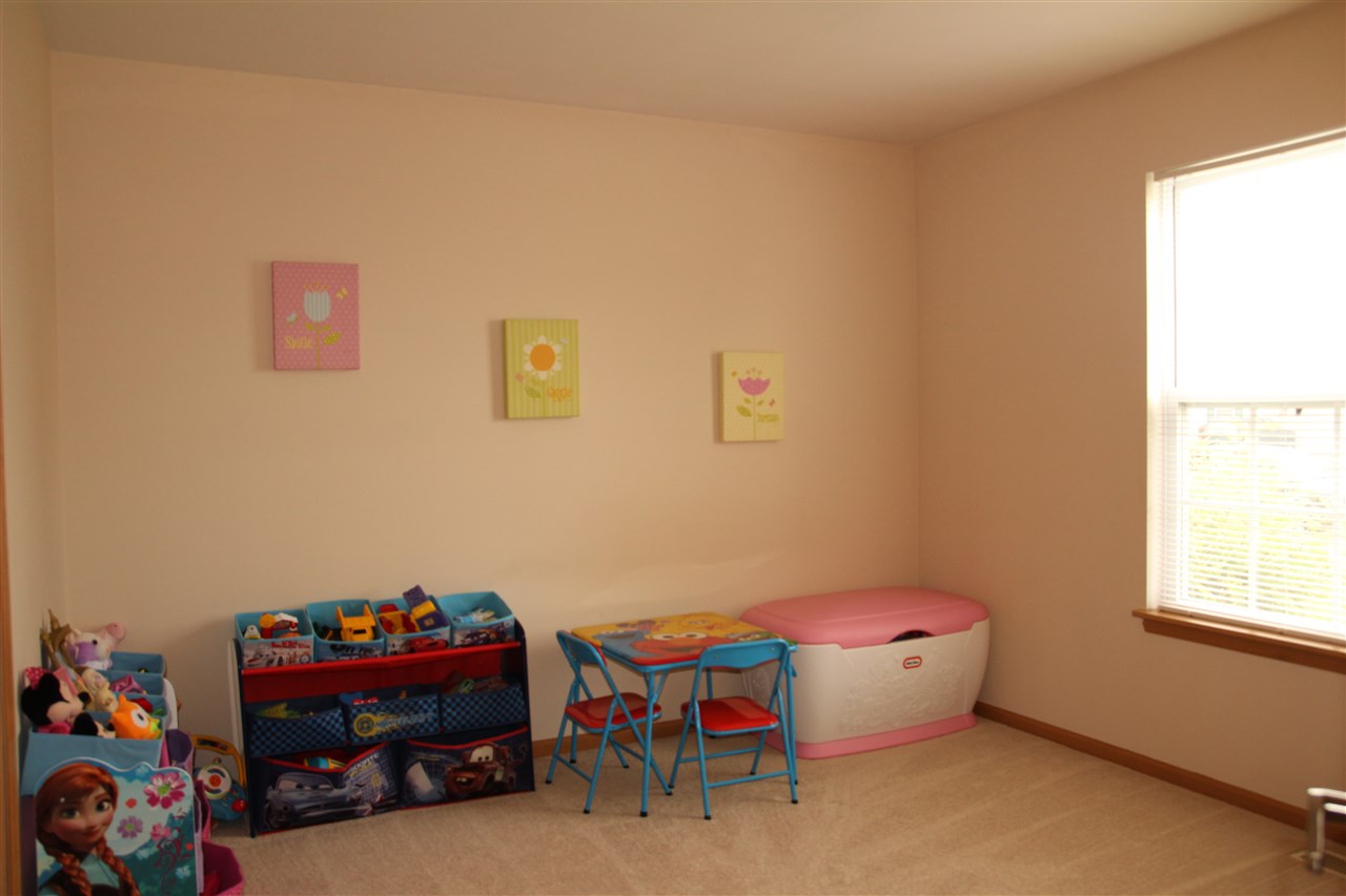 2409 Ridgefield Drive Belvidere, IL 61008 - Photo 12 of 17 Gallery Image 12