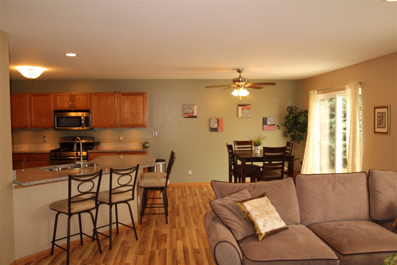 2409 Ridgefield Drive Belvidere, IL 61008 - Photo 3 of 17 Gallery Image 3