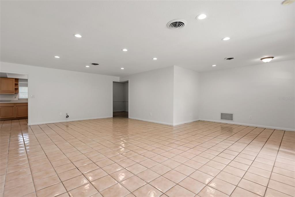 3308 Raeford Road Orlando, FL 32806 - Photo 8 of 45 Gallery Image 8