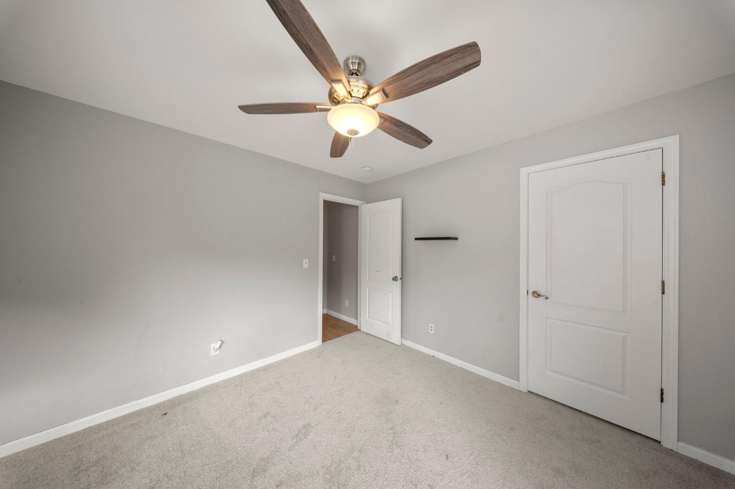 1128 Valencia Court Modesto, CA 95350 - Photo 21 of 30 a view of an empty room