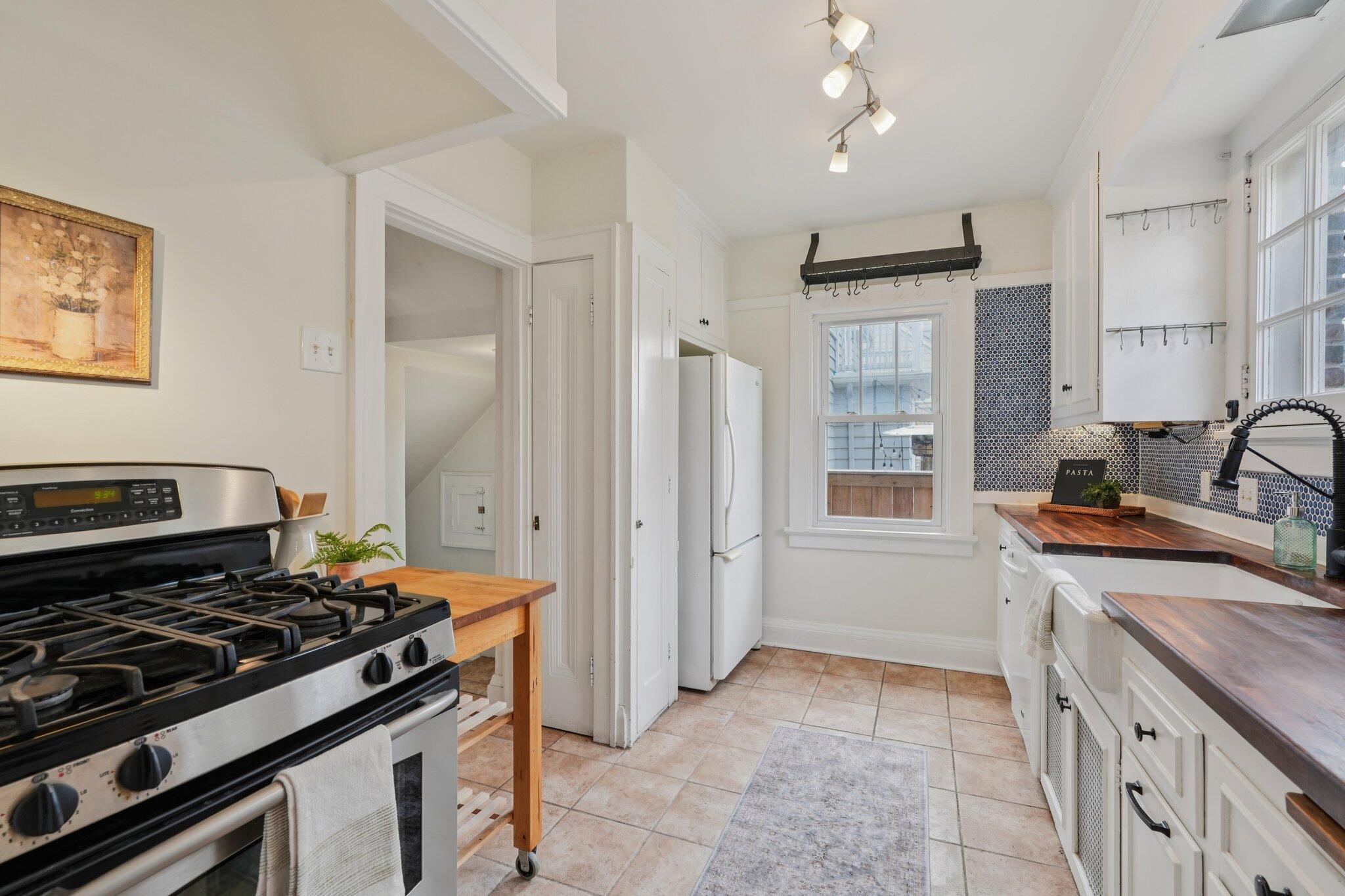 5671 North Bay Ridge Avenue Whitefish Bay, WI 53217 - Photo 38 of 39 Two access points to kitchen...circular floor plan.