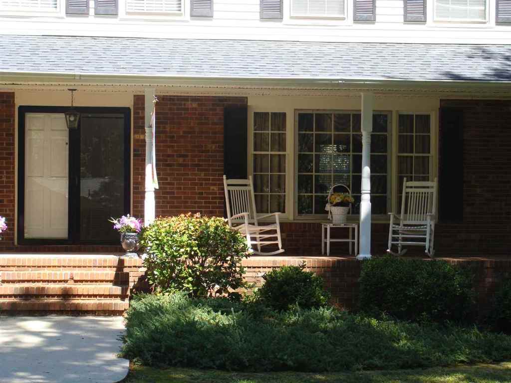 1119 Greenacres Anderson, SC 29621 - Photo 3 of 35 Gallery Image 3