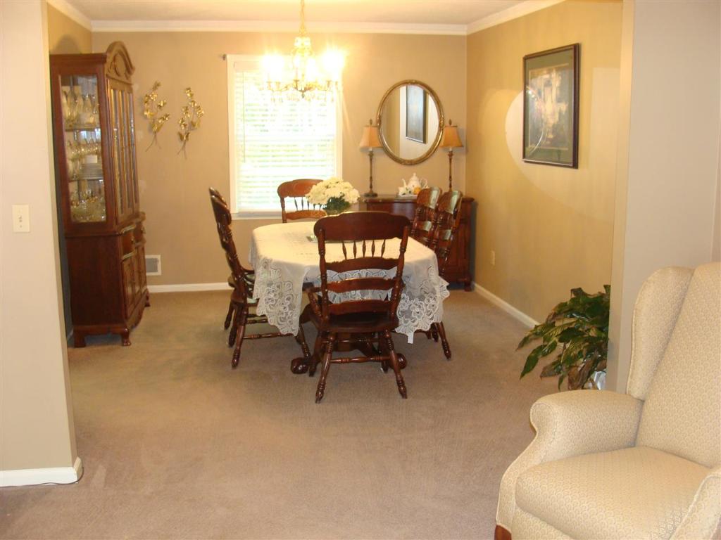 1119 Greenacres Anderson, SC 29621 - Photo 9 of 35 Gallery Image 9