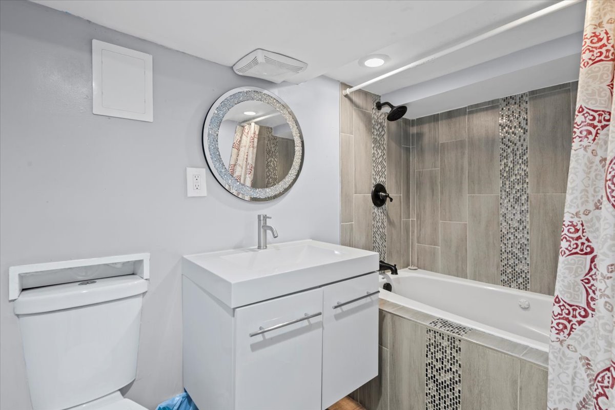1024 West 103rd Street Chicago, IL 60643 - Photo 9 of 22