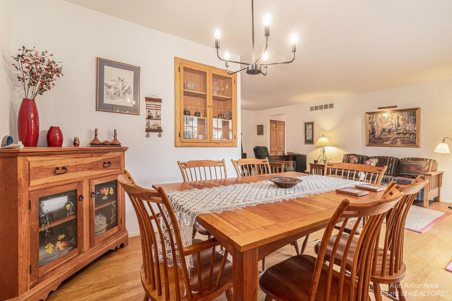 43426 Hanford Road Canton, MI 48187 - Photo 6 of 27 Photo 6