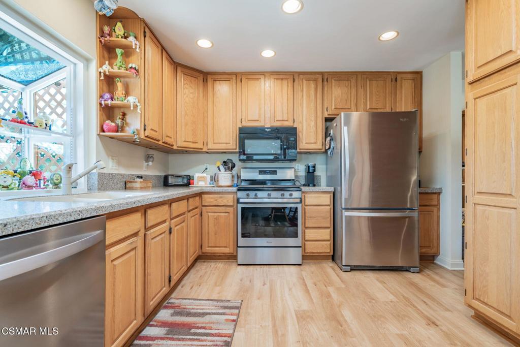 6191 East Vera Street Simi Valley, CA 93063 - Photo 12 of 65