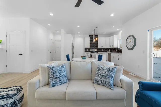 $595,000 | 5614 Glorious, Madison, WI 53718