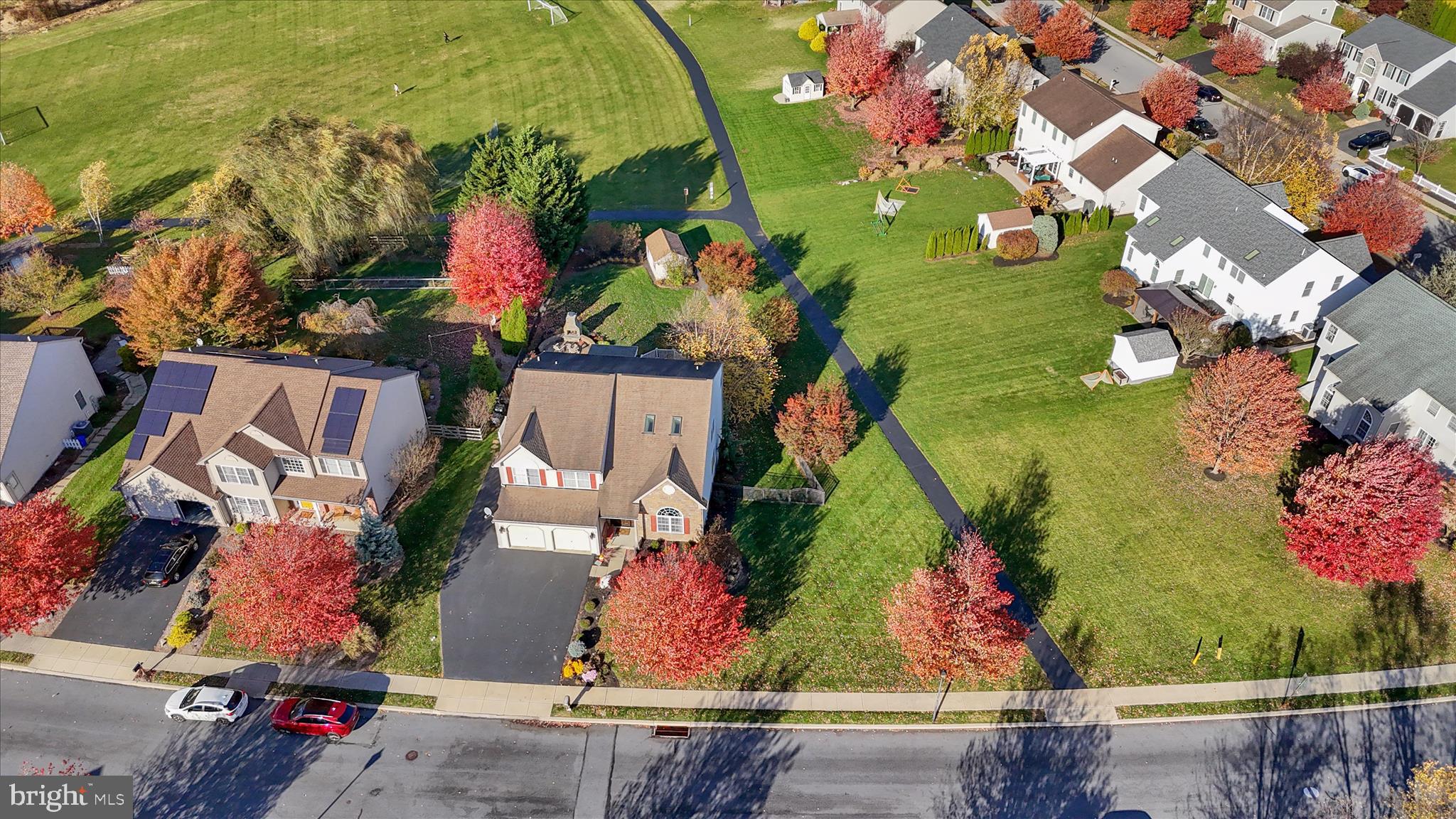 35 Pacific Avenue Sinking Spring, PA 19608 - Photo 59 of 63 an aerial view of a houses with yard