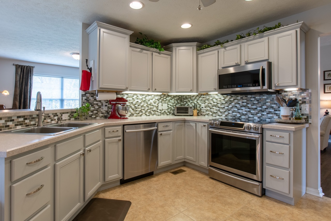 125 Stonehedge Road Chandler, IN 47610 - Photo 12 of 32