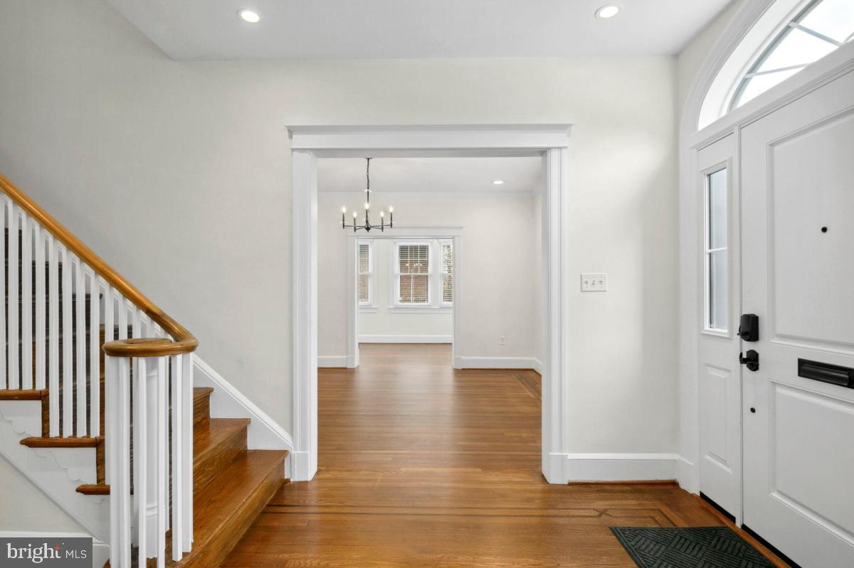 3643 Jenifer Street Northwest Washington, DC 20015 - Photo 4 of 48