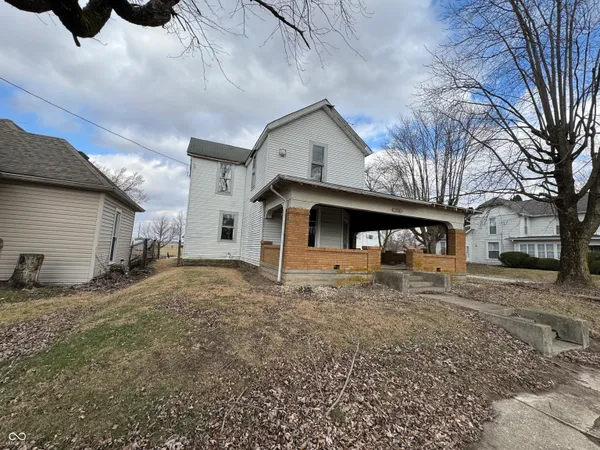 $69,500 | 854 East 900 North, Mays, IN 46155