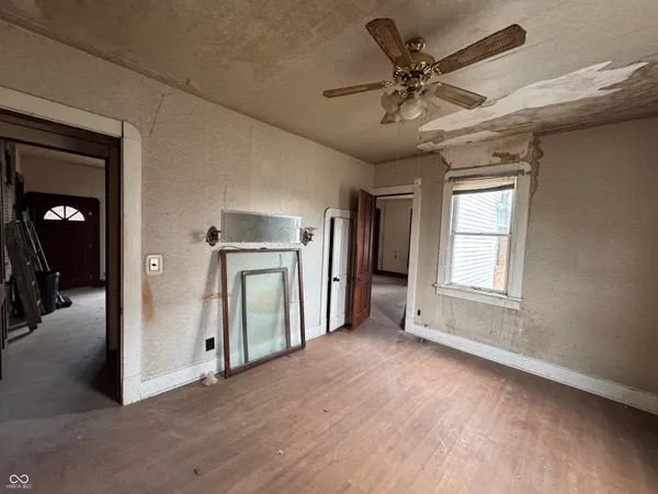 $69,500 | 854 East 900 North, Mays, IN 46155