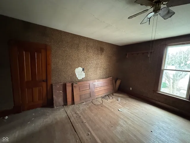 $69,500 | 854 East 900 North, Mays, IN 46155