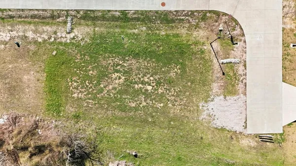 $65,000 | 524 Escovedo Drive, Italy, TX 76651