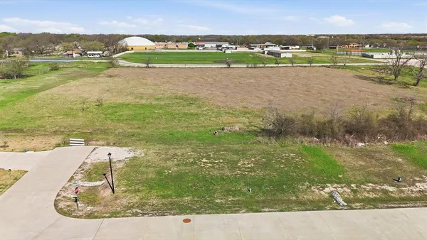 $65,000 | 524 Escovedo Drive, Italy, TX 76651