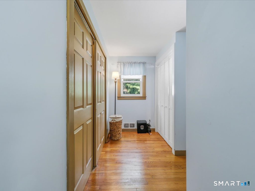 20 Bancroft Road Vernon, CT 06066 - Photo 14 of 40