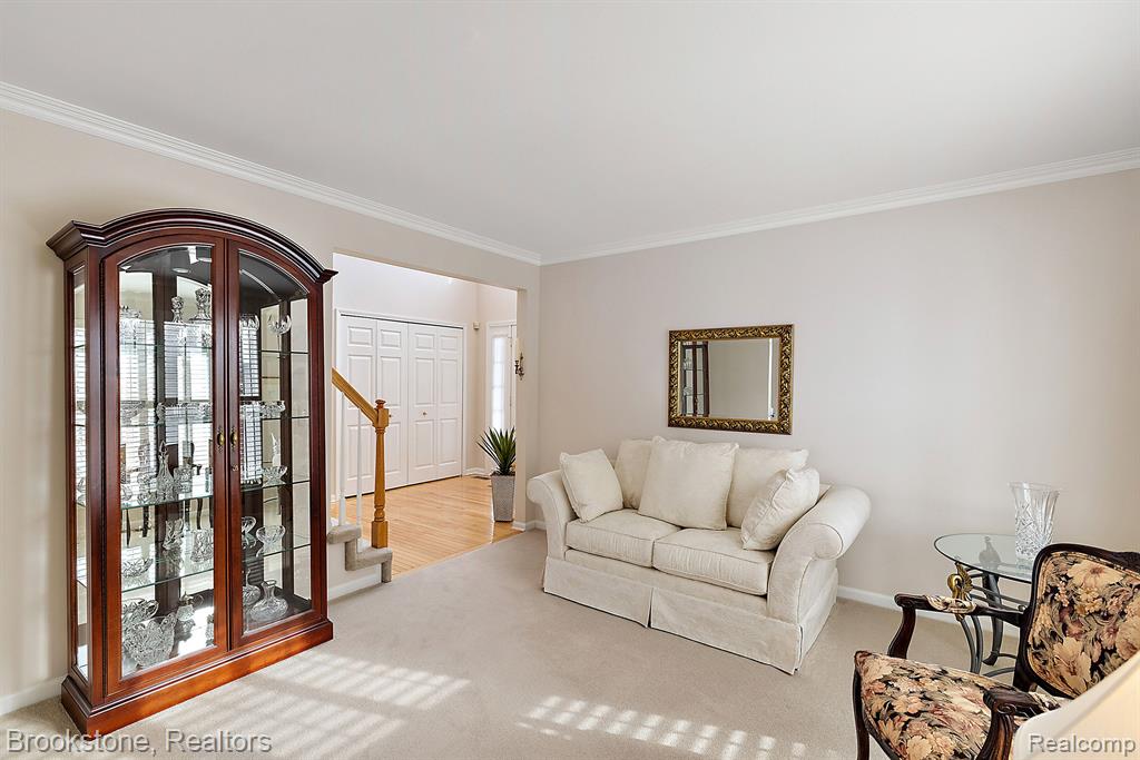 2738 Long Meadow Lane Rochester Hills, MI 48307 - Photo 9 of 64