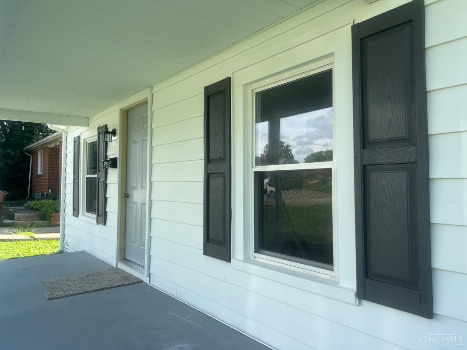 208 Gideon Road Middletown, OH 45044 - Photo 4 of 25