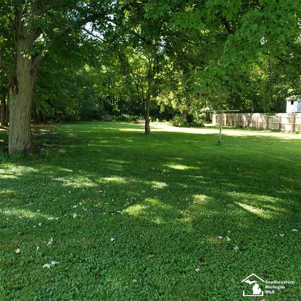 6497 Secor Road Lambertville, MI 48144 - Photo 21 of 22 Gallery Image 21