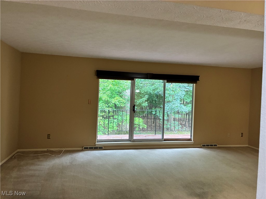 6462 State Road Parma, OH 44134 - Photo 9 of 23