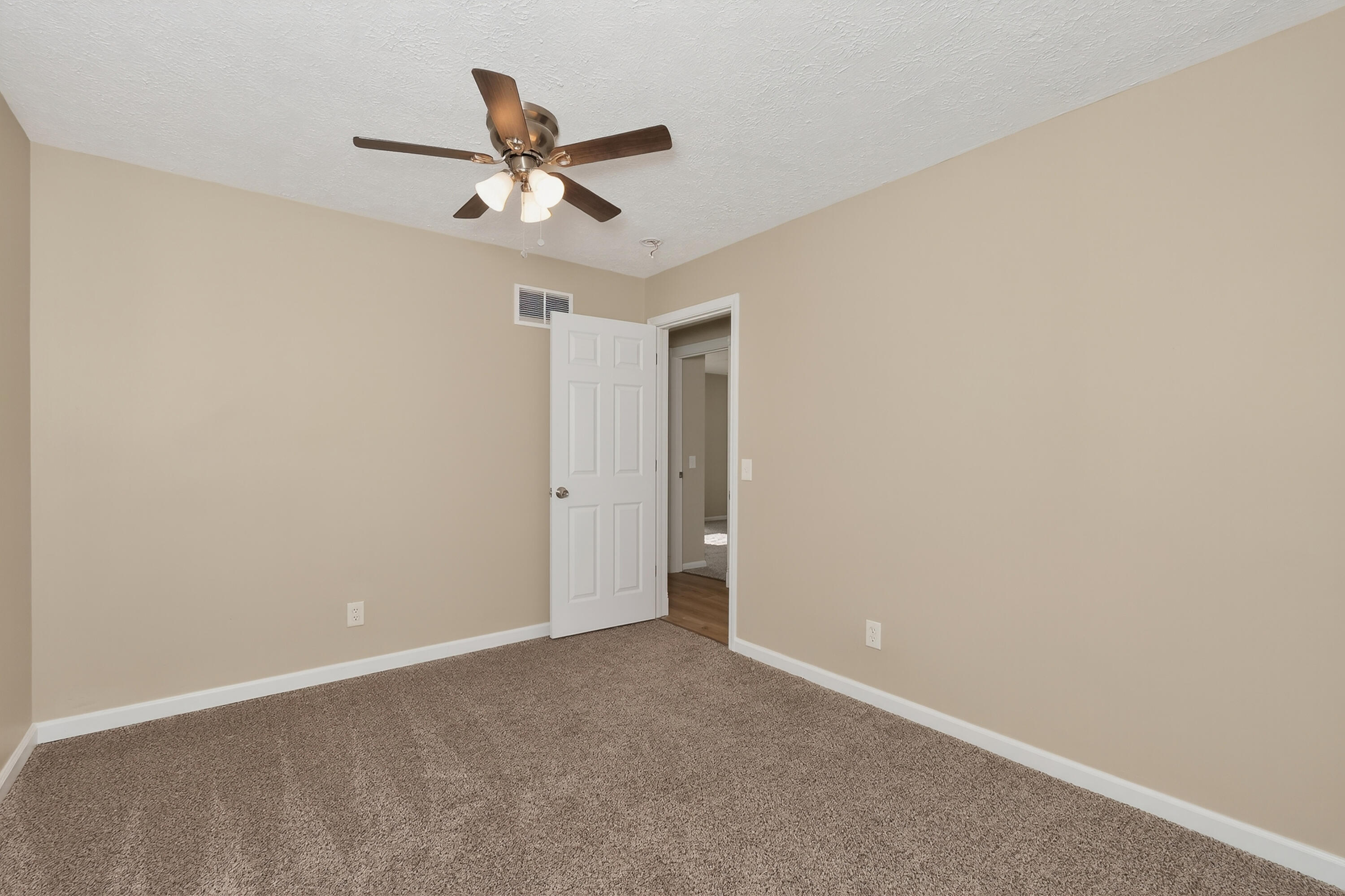 1206 Independence Road Walton, KY 41094 - Photo 13 of 28
