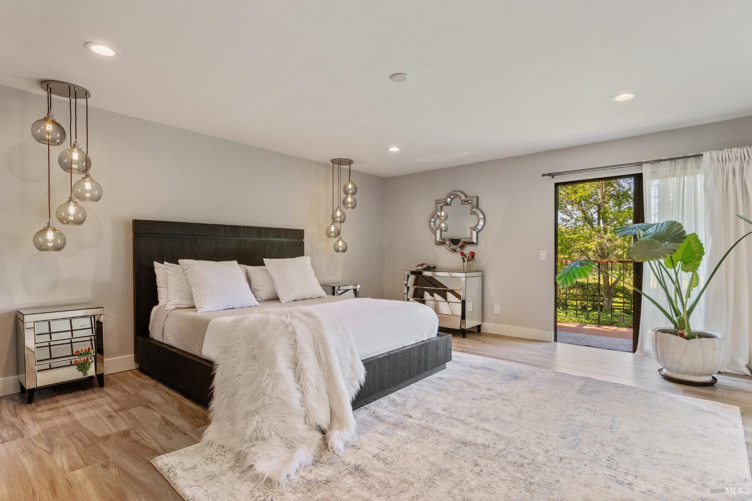 4303 Sonoma Mountain Road Santa Rosa, CA 95404 - Photo 15 of 22 Gallery Image 15
