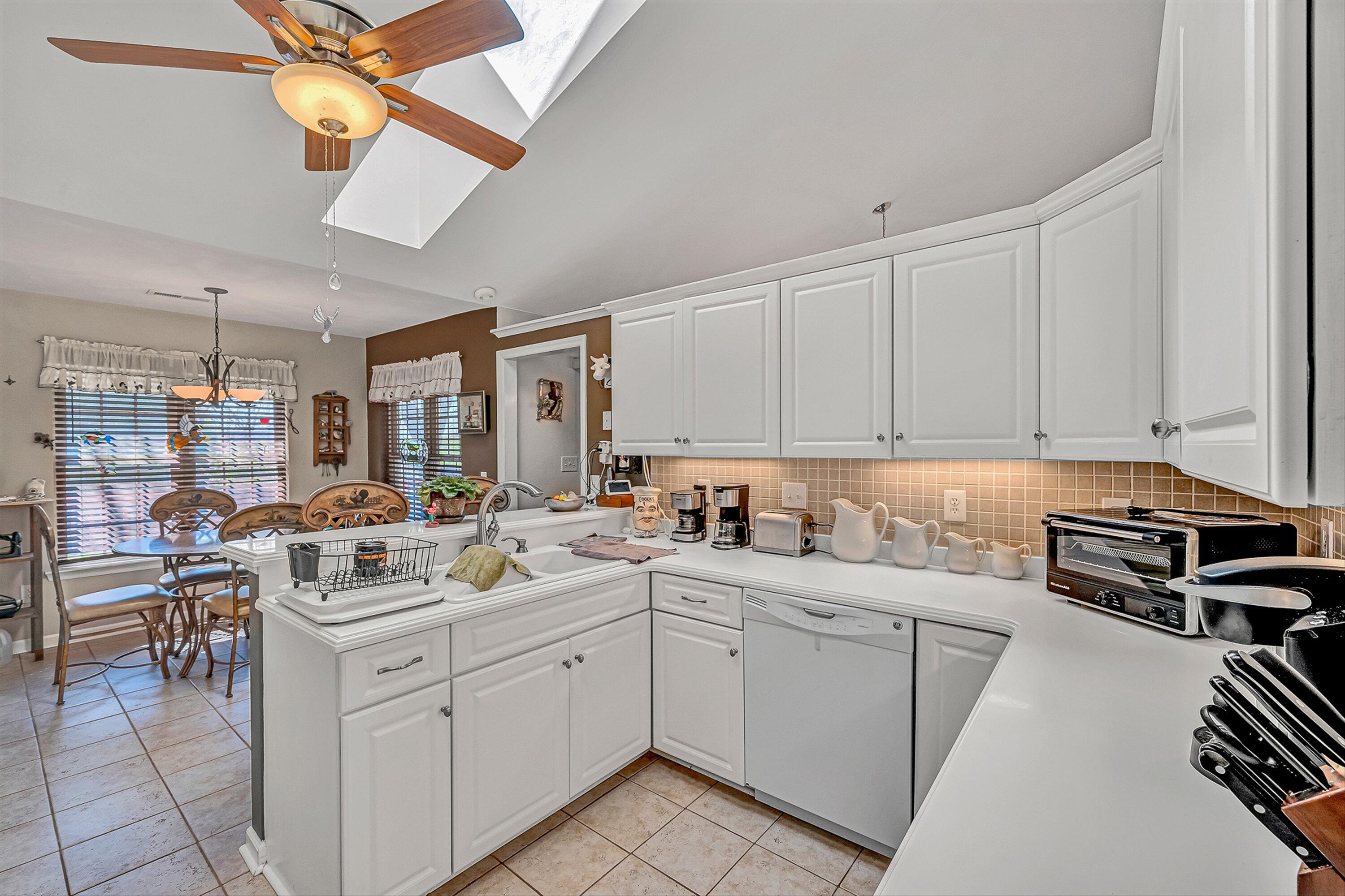 5610 Cortland Road Roanoke, VA 24019 - Photo 12 of 36 11-VM-00612