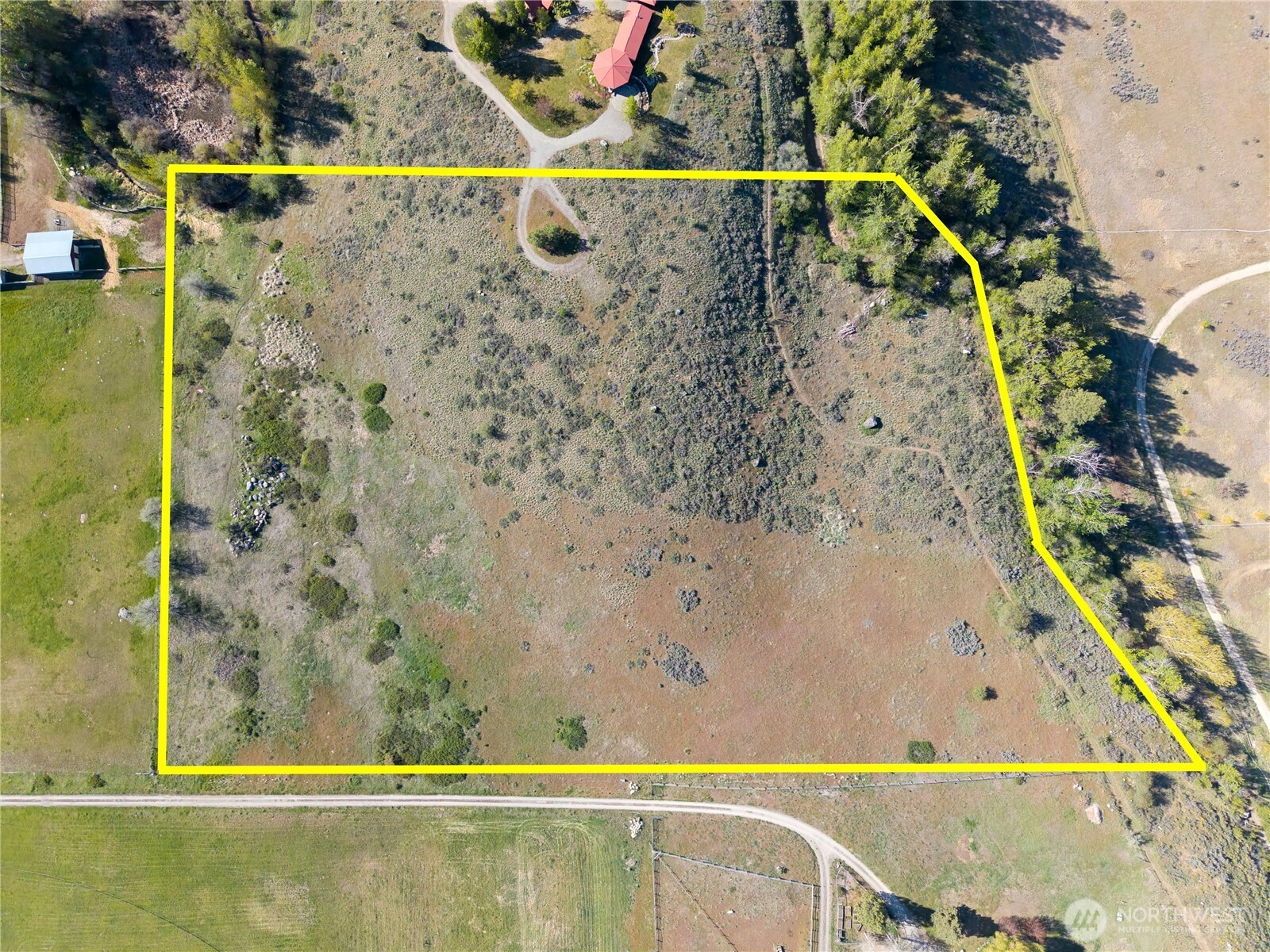 265 East Chewuch Road Winthrop, WA 98862 - Photo 2 of 28 Gallery Image 2
