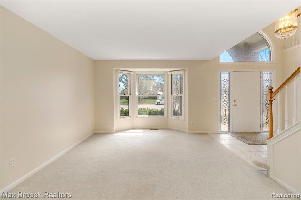 39740 Squire Road Novi, MI 48375 - Photo 13 of 41 Gallery Image 13