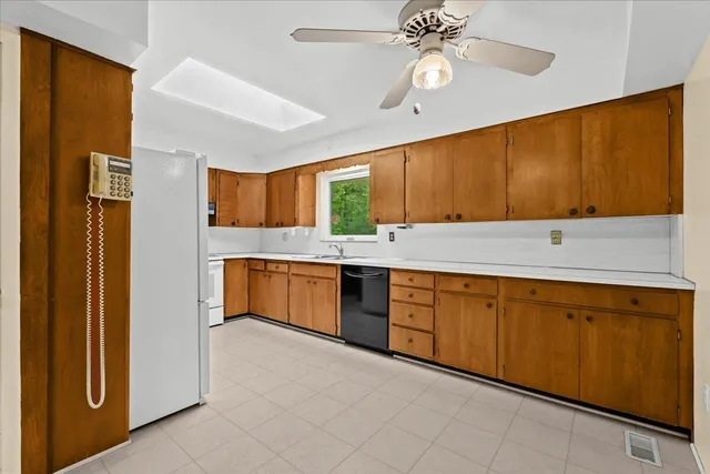 $1,200,000 | 46351 West Main Street, Northville, MI 48167