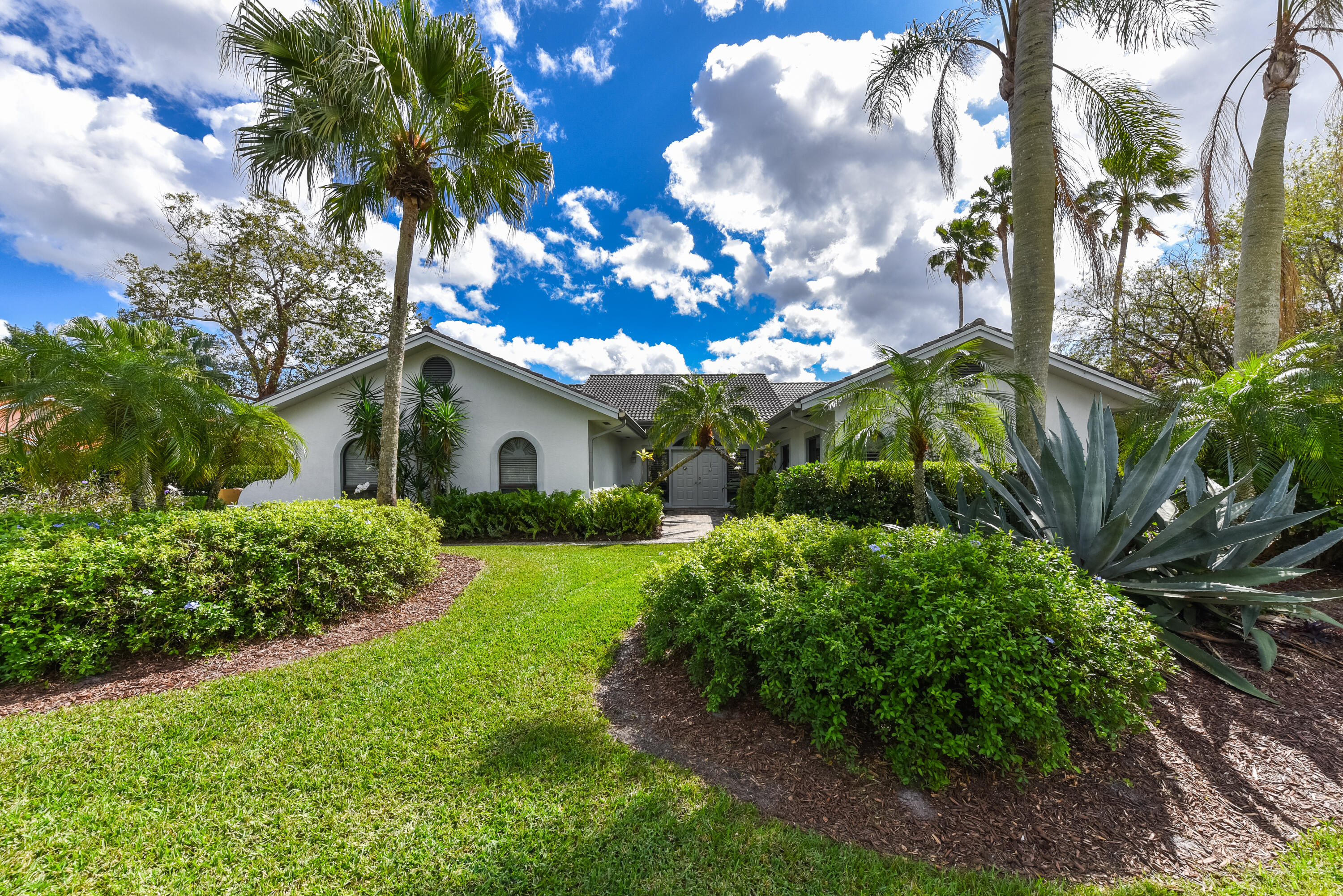 4163 Southwest Gleneagle Cir