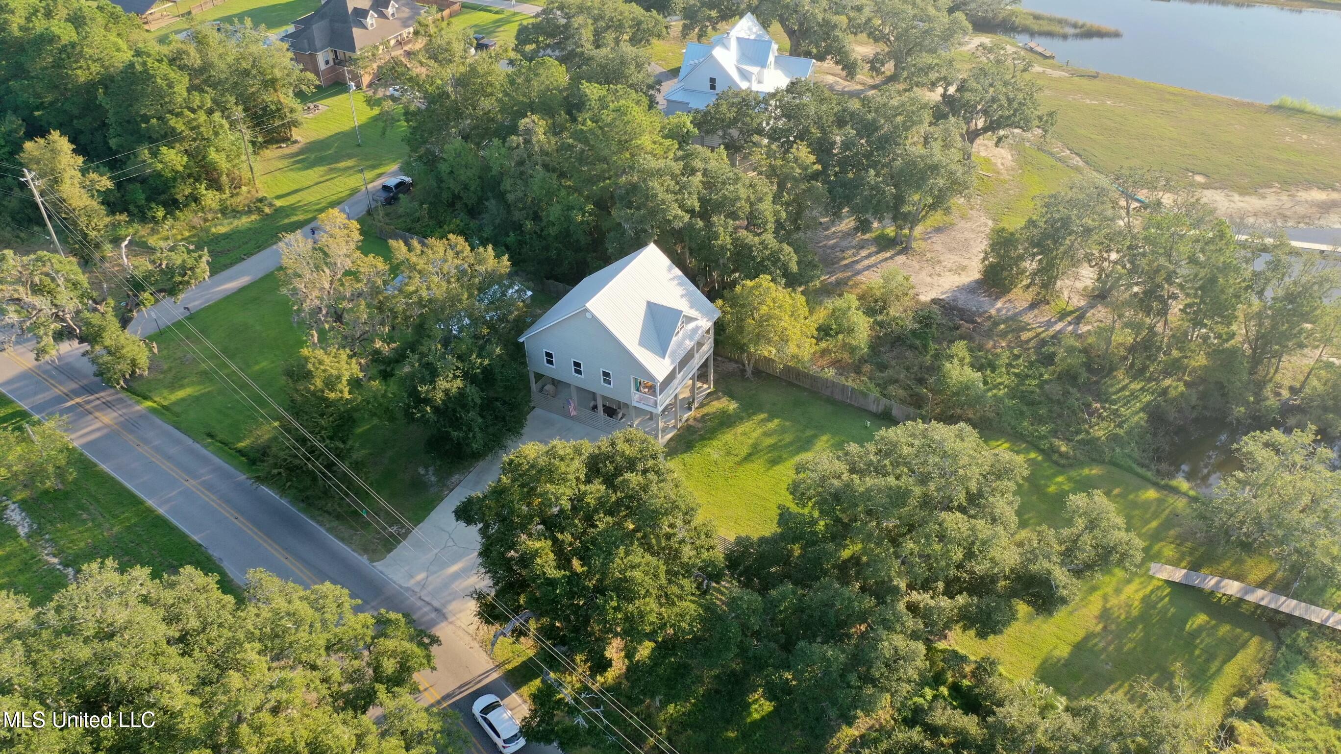 5592 West Wittman Road Pass Christian, MS 39571 - Photo 22 of 34 5592 Photo 16