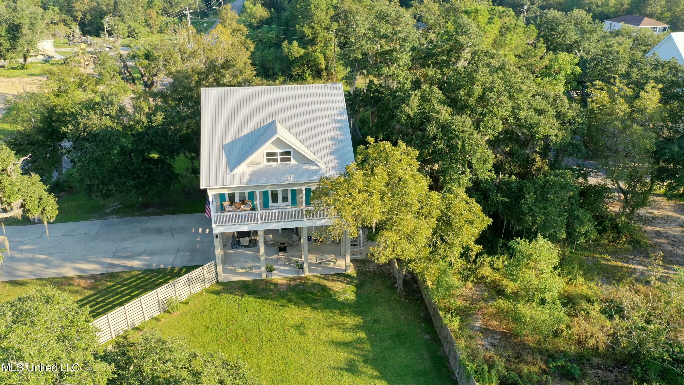 5592 West Wittman Road Pass Christian, MS 39571 - Photo 25 of 34 5592 Photo 21