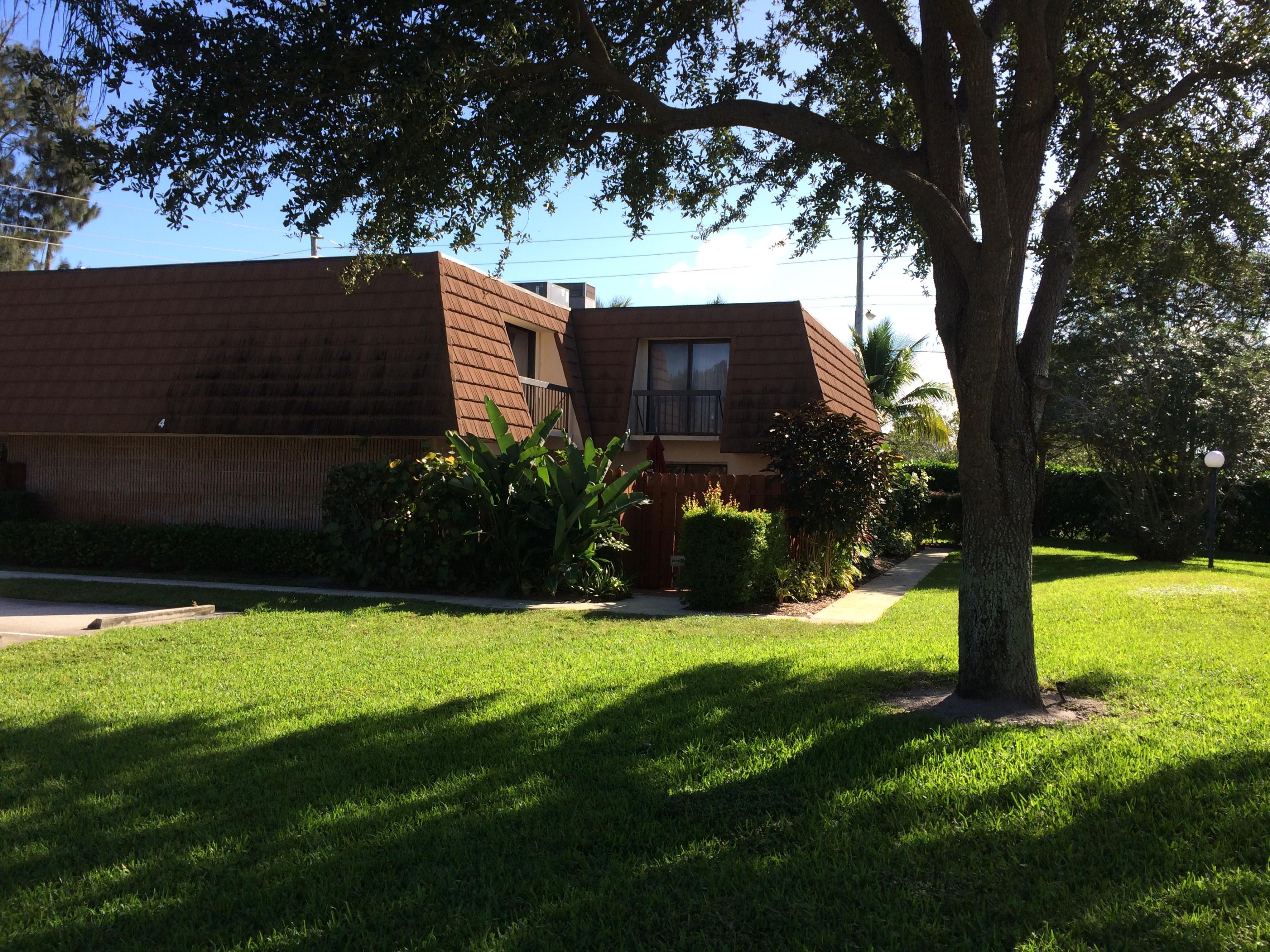 825 Center Street, Unit 4A Jupiter, FL 33458 - Photo 1 of 14 4A - 003