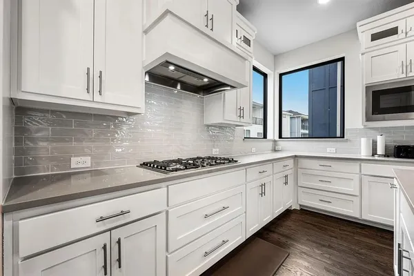a view of a kitchen area