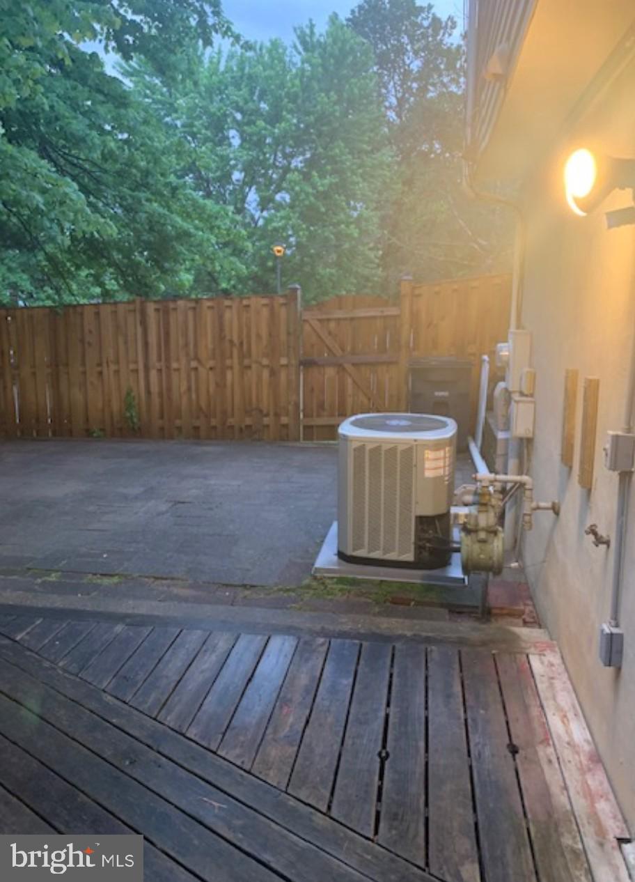 14999 Carlsbad Road Woodbridge, VA 22193 - Photo 40 of 54