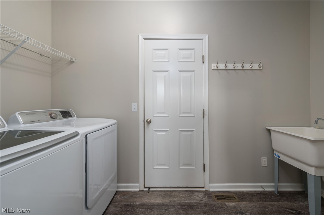 157 Stone Ridge Way Berea, OH 44017 - Photo 41 of 50 First Level Laundry Room