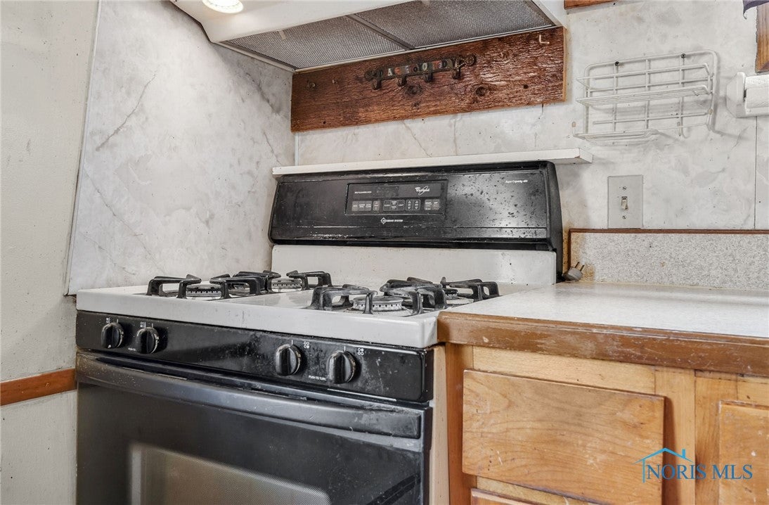 2918 Nash Road Toledo, OH 43613 - Photo 12 of 33 Gallery Image 12